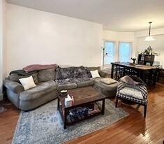 1050 Wendell Ave in Schenectady, NY - Building Photo