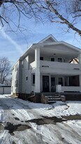 3492 W 100th St in Cleveland, OH - Building Photo