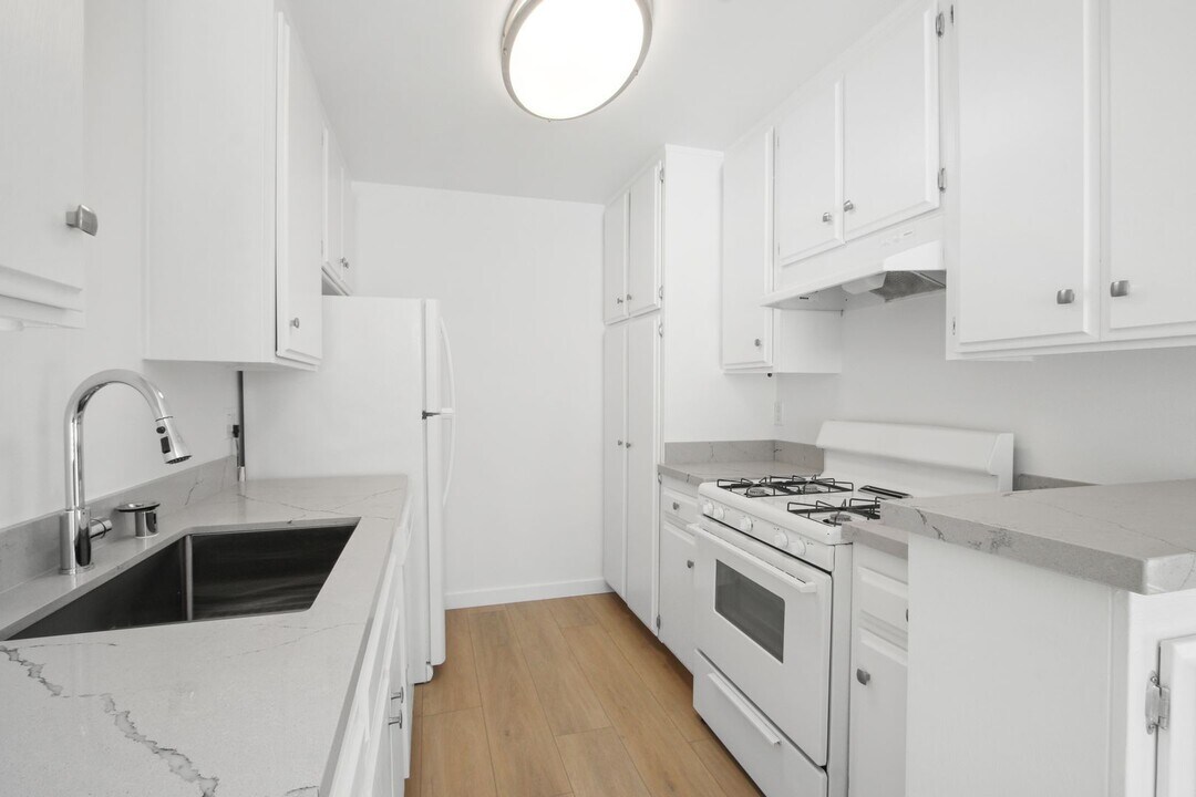 817 Hill St in Santa Monica, CA - Building Photo
