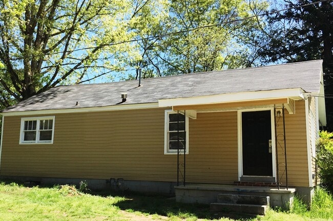 property at 298 Atlanta Hwy SE