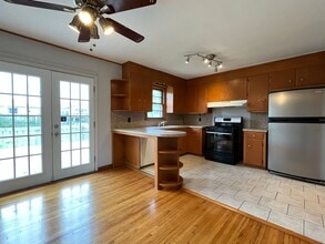 6530 E 8th St in Tulsa, OK - Building Photo - Building Photo