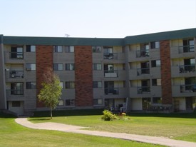 Fairways South Apartments