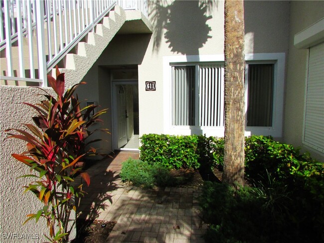 14565 Red Fox Run in Naples, FL - Foto de edificio - Building Photo