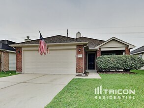 15931 Imperial Forest Ln in Houston, TX - Building Photo - Building Photo