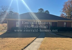 264-266 Haymarket Ln in Lawrenceville, GA - Building Photo