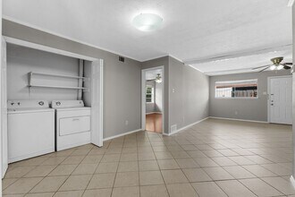 15839 El Estado Dr in Dallas, TX - Building Photo - Building Photo