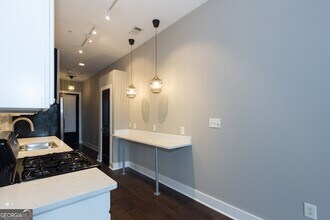 1108 Milton Terrace SE in Atlanta, GA - Building Photo - Building Photo