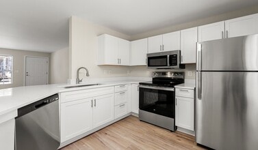 Peachtree Park Apartments in Atlanta, GA - Foto de edificio - Building Photo