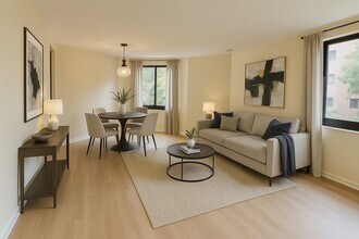 1002 Paradise Rd in Swampscott, MA - Building Photo - Building Photo