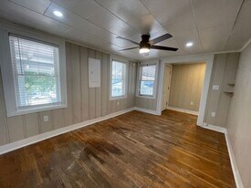 2012 Sanguinet St in Fort Worth, TX - Building Photo