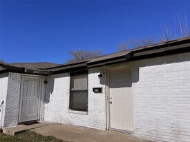 3848 Waldorf St in Fort Worth, TX - Building Photo