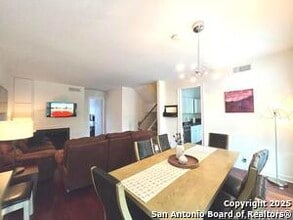 7707 Broadway in San Antonio, TX - Building Photo - Building Photo