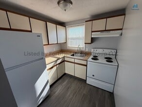 280 Dover St in Fall River, MA - Building Photo - Building Photo