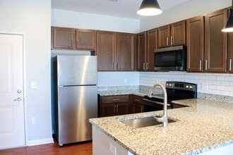 3201 Redhawk St in Coralville, IA - Building Photo - Building Photo