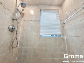 17 Wachusett St, Unit 1 in Boston, MA - Building Photo - Building Photo