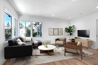 Beachwood Apartment Homes in Burbank, CA - Building Photo - Interior Photo