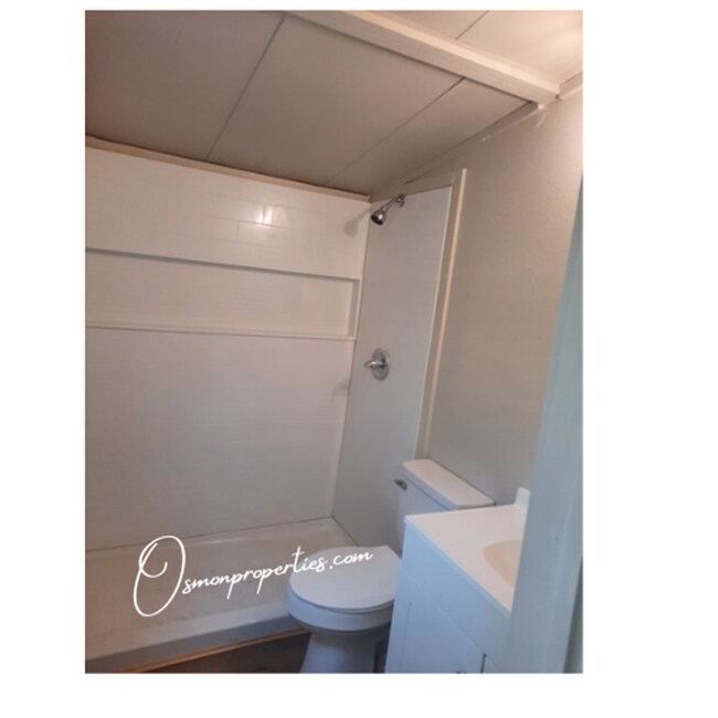 1426 Cranfield Rd in Mountain Home, AR - Building Photo - Building Photo