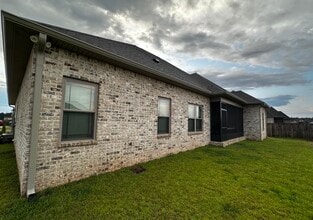 115 Blue Mist Ln in Kathleen, GA - Building Photo - Building Photo