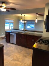 126 Main St, Unit Lower unit in West Seneca, NY - Building Photo - Building Photo