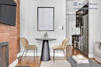 53 Leroy St in New York, NY - Building Photo - Building Photo