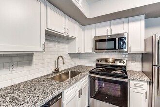 6499 Bermuda Dunes Dr in Houston, TX - Building Photo - Building Photo