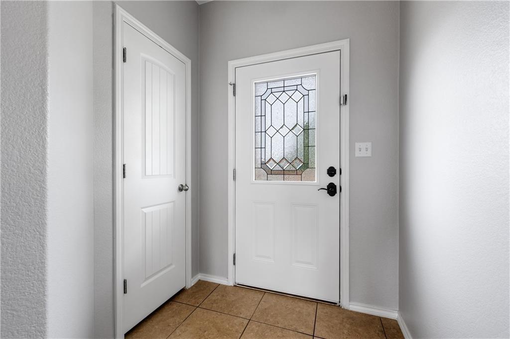 108 Quarry Ln in Liberty Hill, TX - Building Photo