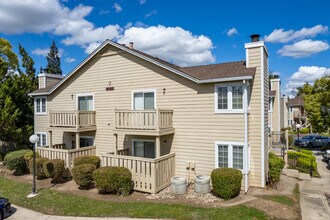 Monterey Village in Modesto, CA - Building Photo - Building Photo