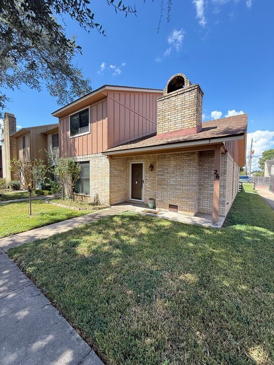 101 A Maplewood Dr in Victoria, TX - Foto de edificio