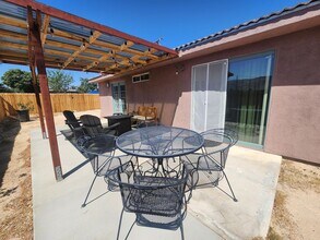 6056 Cahuilla Ave in Twentynine Palms, CA - Building Photo - Building Photo