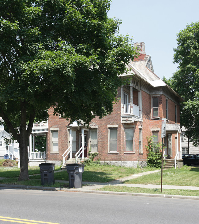 441 Glen St in Glens Falls, NY - Building Photo - Building Photo