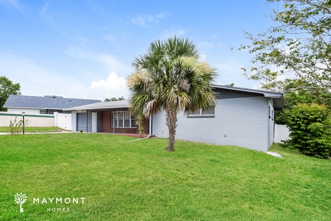 1054 Tower Blvd in Lake Wales, FL - Building Photo - Building Photo