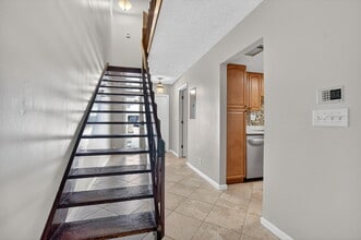 243 NW 45th Ave in Deerfield Beach, FL - Building Photo - Building Photo