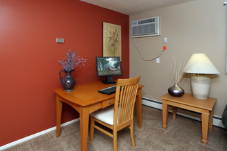 Kerrybrook Apartments in Austintown, OH - Foto de edificio - Interior Photo