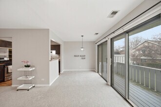 1502-1507 7 Pines Rd in Schaumburg, IL - Building Photo - Building Photo