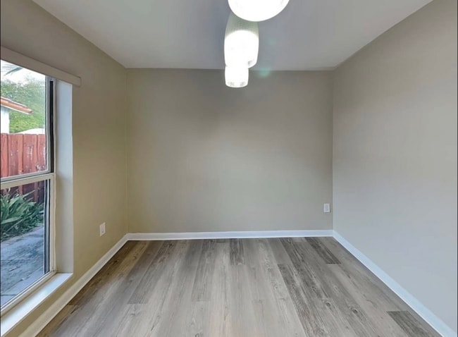 2610 SW 121st Ave in Miami, FL - Building Photo - Building Photo