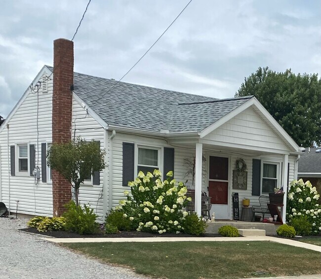 603 Dearbaugh Ave in Wapakoneta, OH - Building Photo - Building Photo