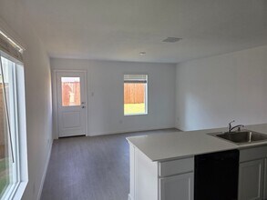 12149 Morgan Dr in Aubrey, TX - Building Photo - Building Photo