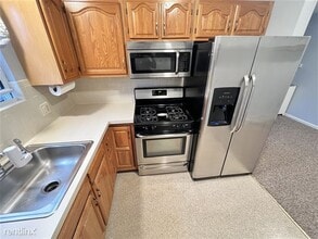 6 Venice St, Unit C6 in Danvers, MA - Building Photo - Building Photo