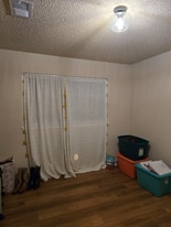 7512 Whisperwillow Dr in Sacramento, CA - Building Photo