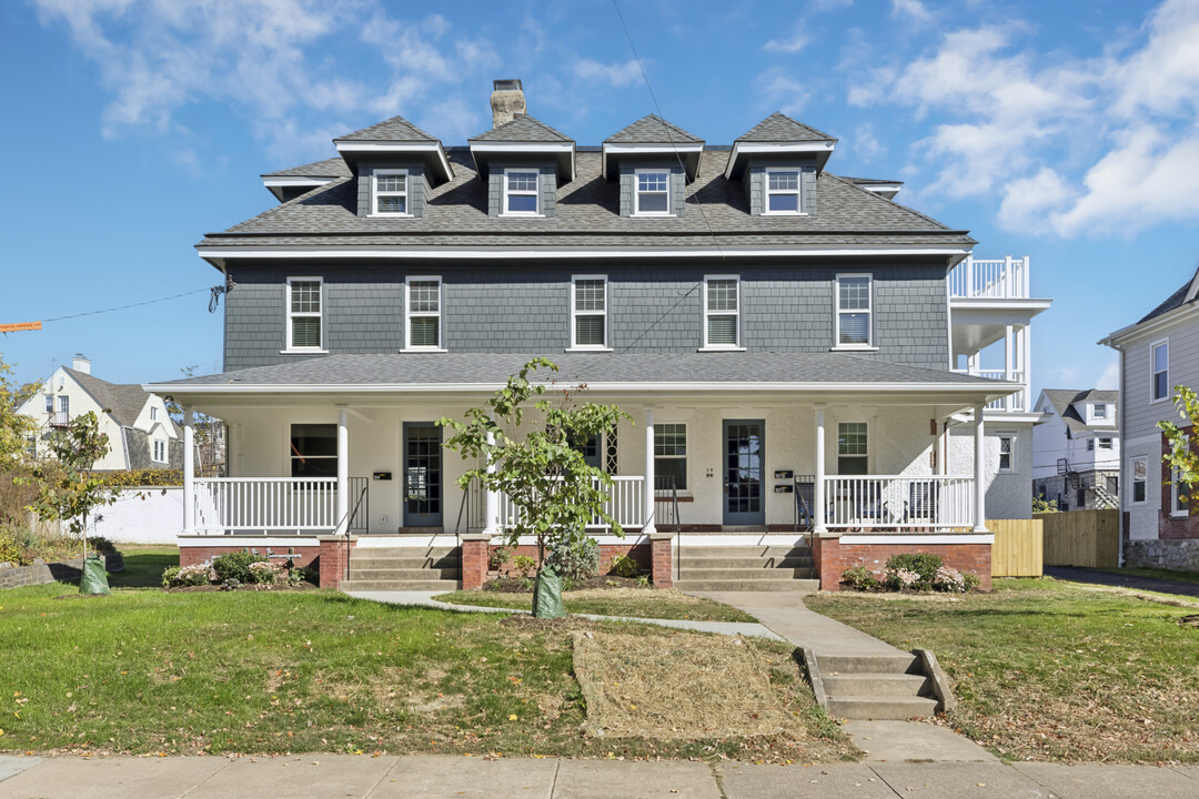 109 Dudley Ave in Narberth, PA - Building Photo