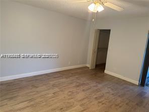 property at 3571 Inverrary Dr