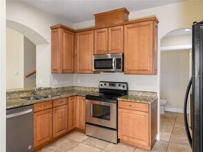 4982 Anniston Cir in Tampa, FL - Building Photo - Building Photo