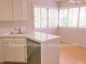 5966 Paseo Encantada in Camarillo, CA - Building Photo - Building Photo