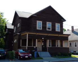 10-12 Mechanic St in Quincy, MA - Foto de edificio - Building Photo