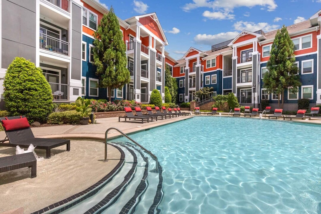 Elizabeth Station in Charlotte, NC - Foto de edificio