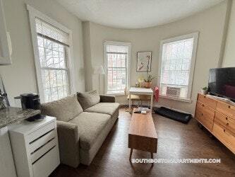 538 E Broadway, Unit 5