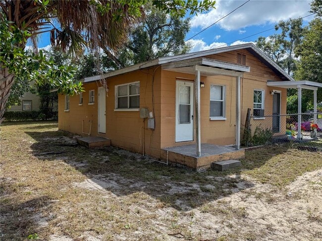 9801 N 11th St in Tampa, FL - Building Photo - Building Photo
