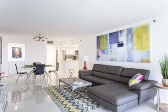 601 Biscayne Blvd in Miami, FL - Building Photo - Building Photo