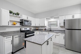 1123 Brabec St in Pittsburgh, PA - Foto de edificio - Building Photo