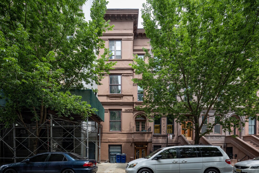 91 W 119th St in New York, NY - Building Photo